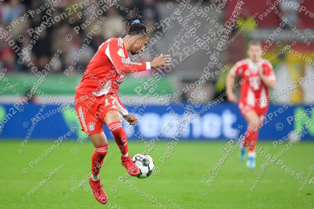 B04FCB_20260422_0986