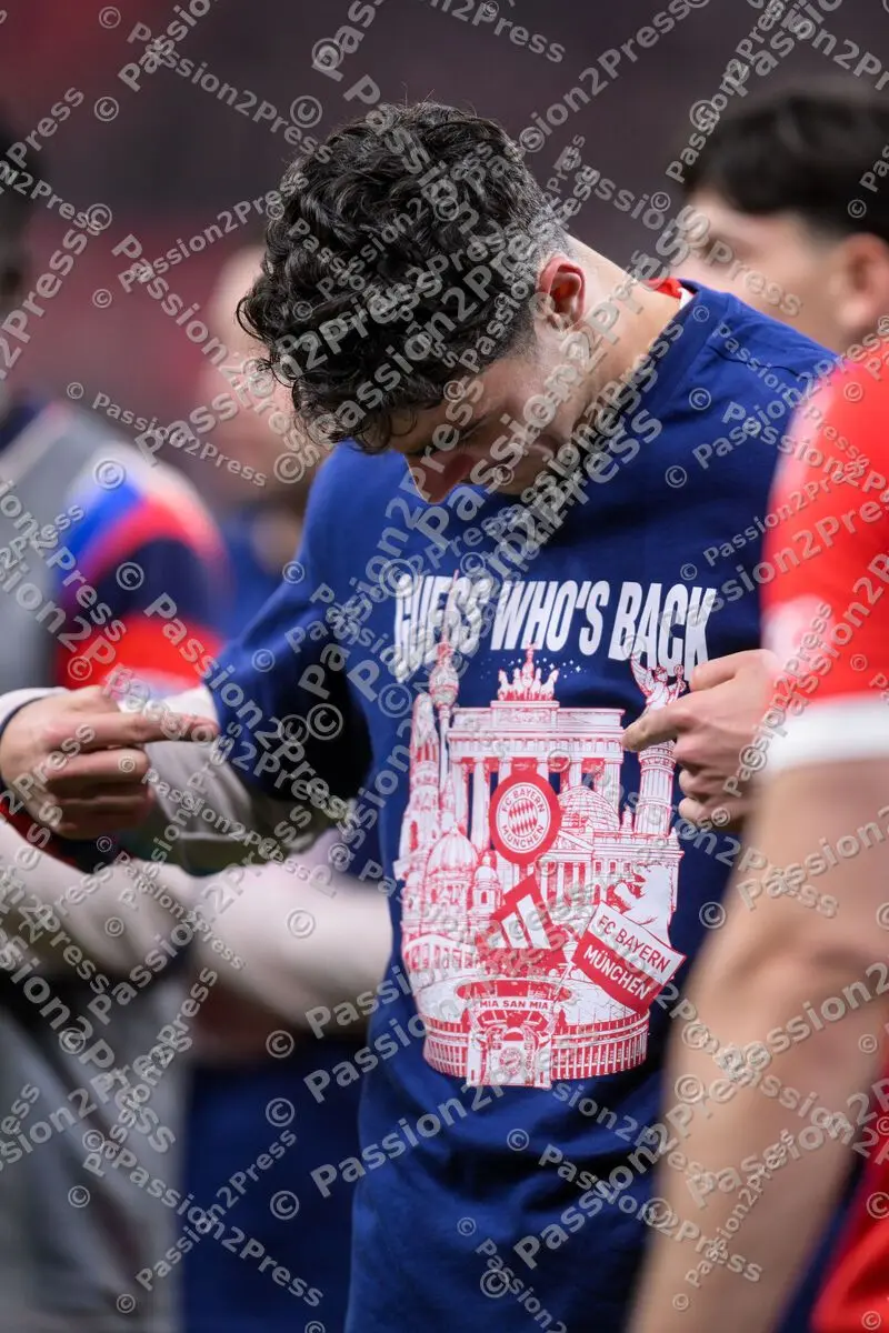 B04FCB_20260422_2592