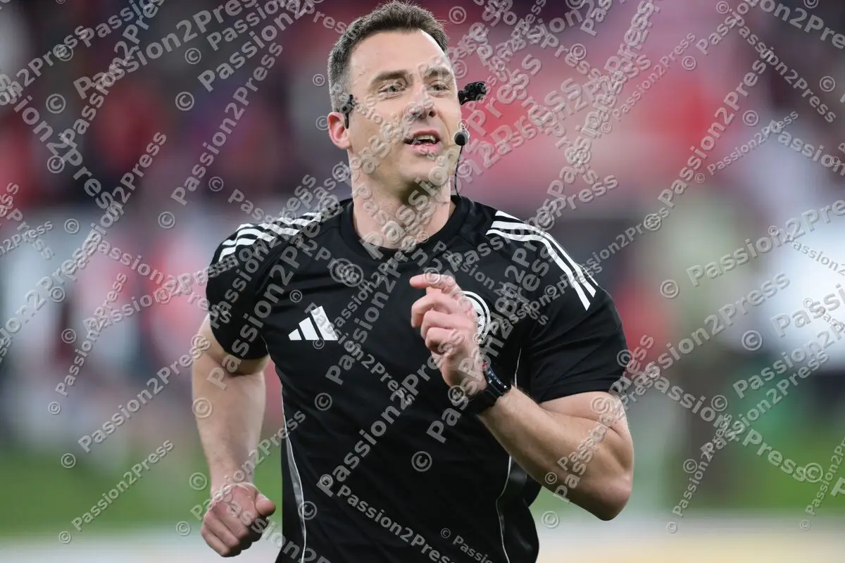 B04FCB_20260422_0032