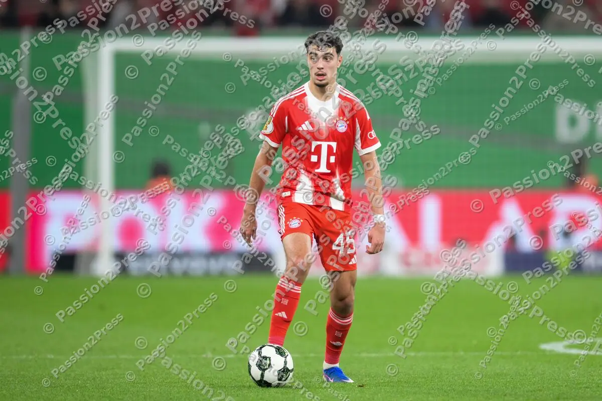 B04FCB_20260422_1255