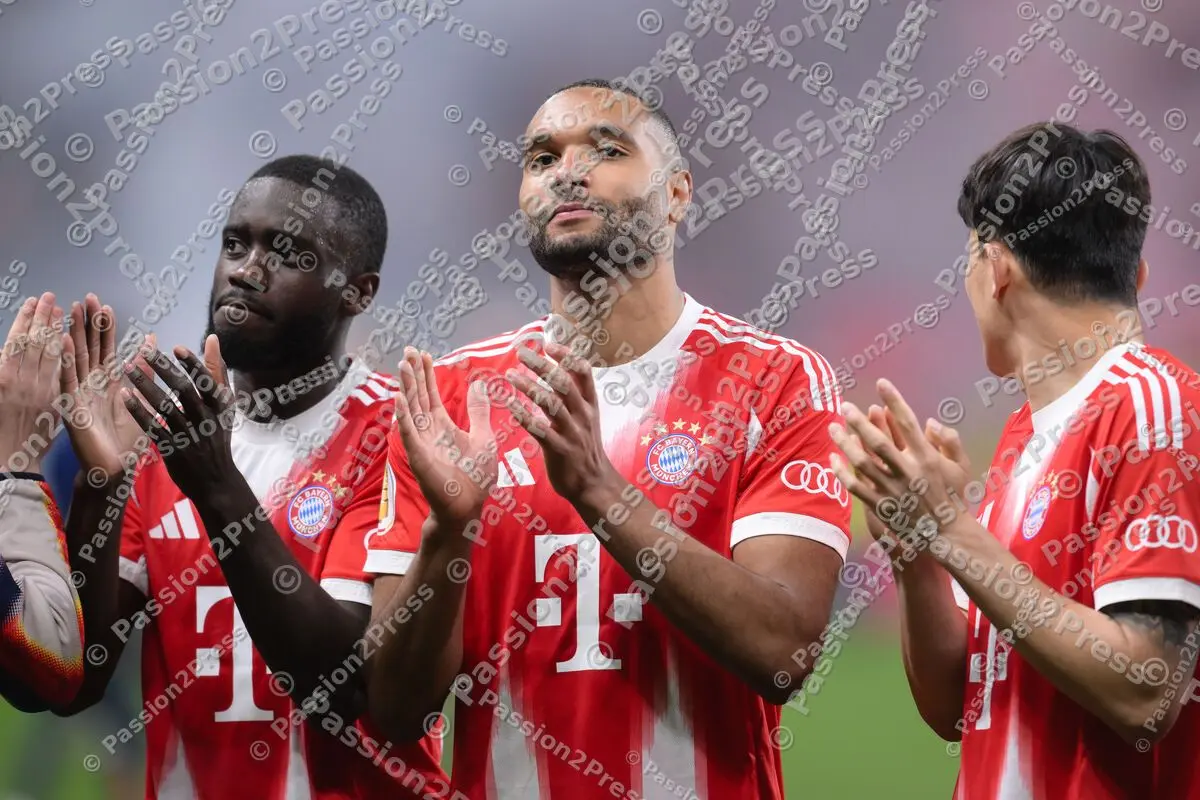 B04FCB_20260422_2770