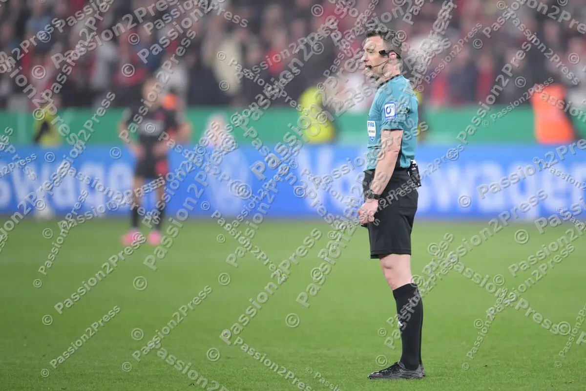 B04FCB_20260422_2326