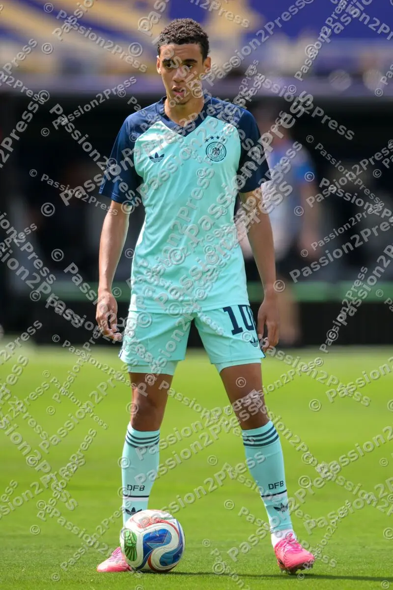 ECUGER_20260625_2374