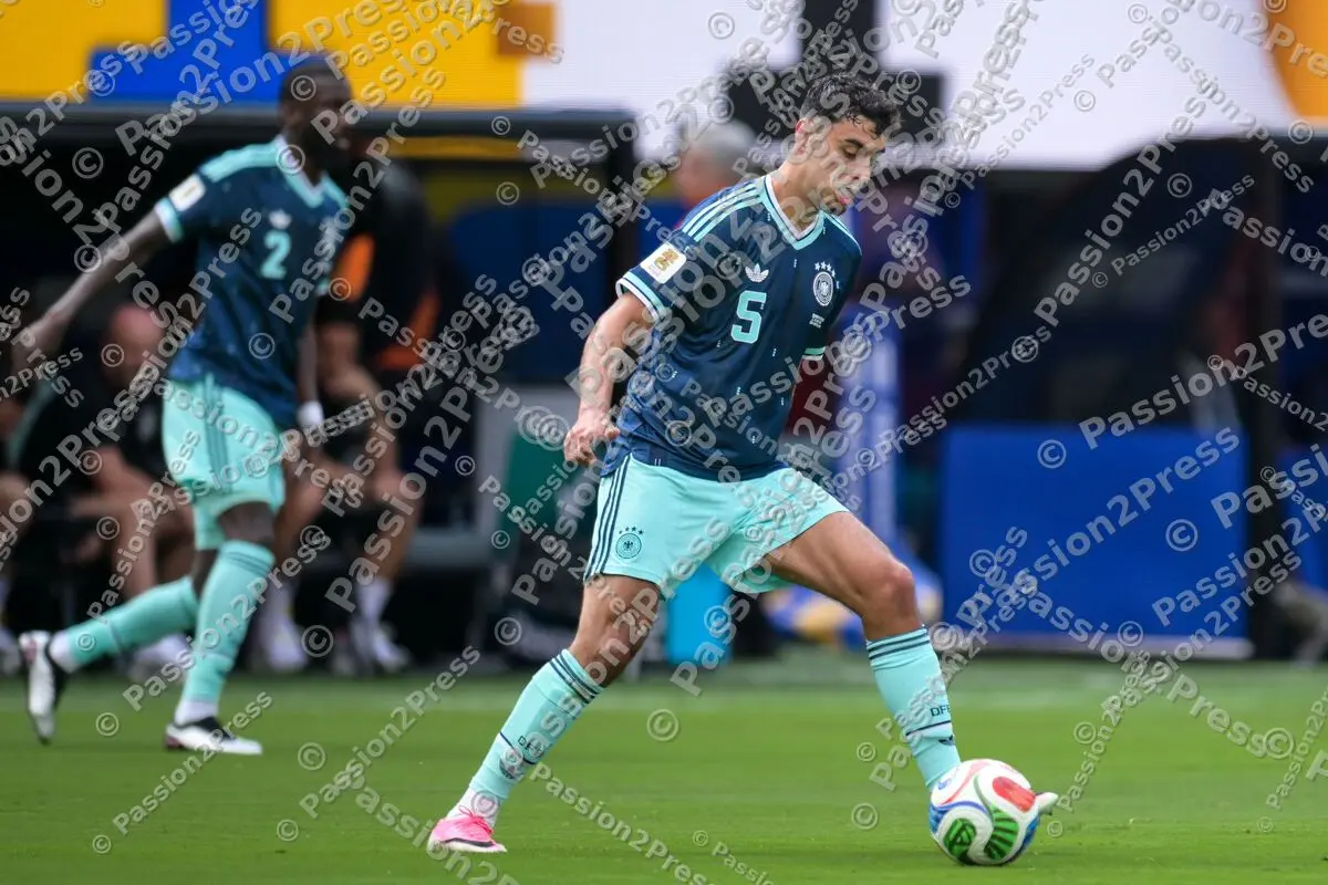 ECUGER_20260625_3456