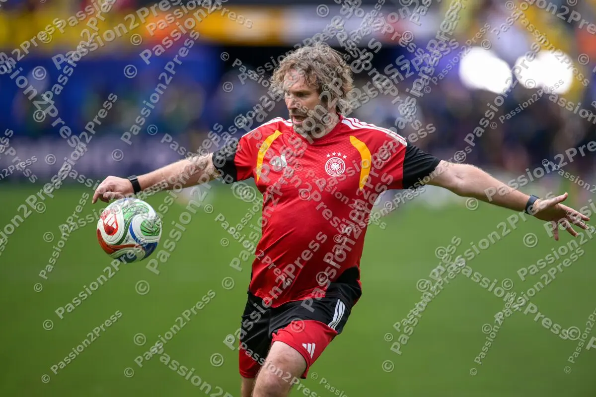 ECUGER_20260625_1745