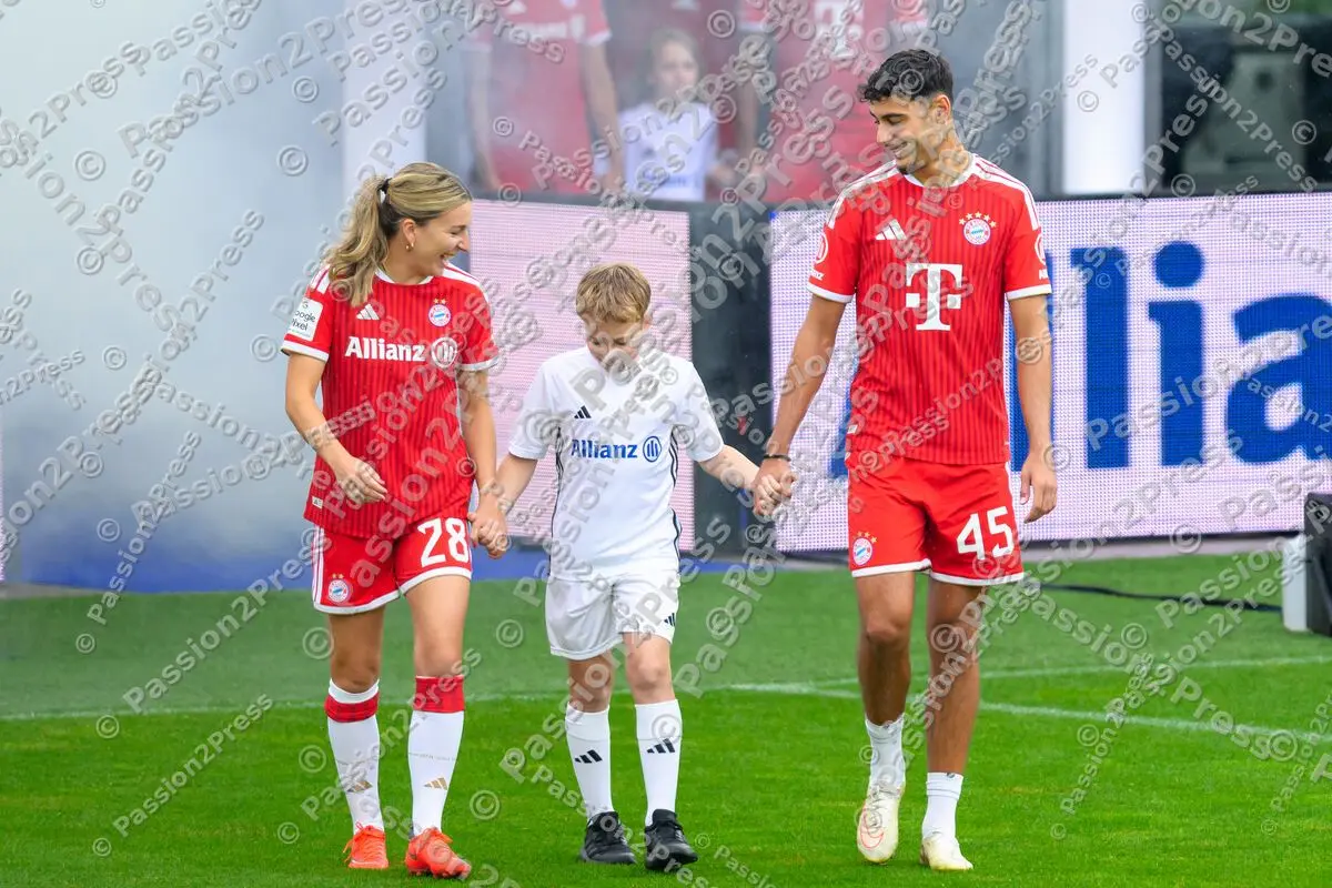 FCB_20260817_1269