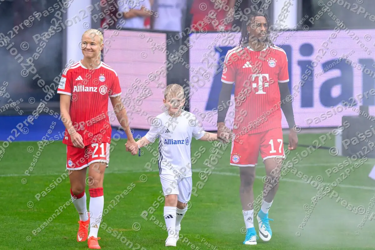 FCB_20260817_1464