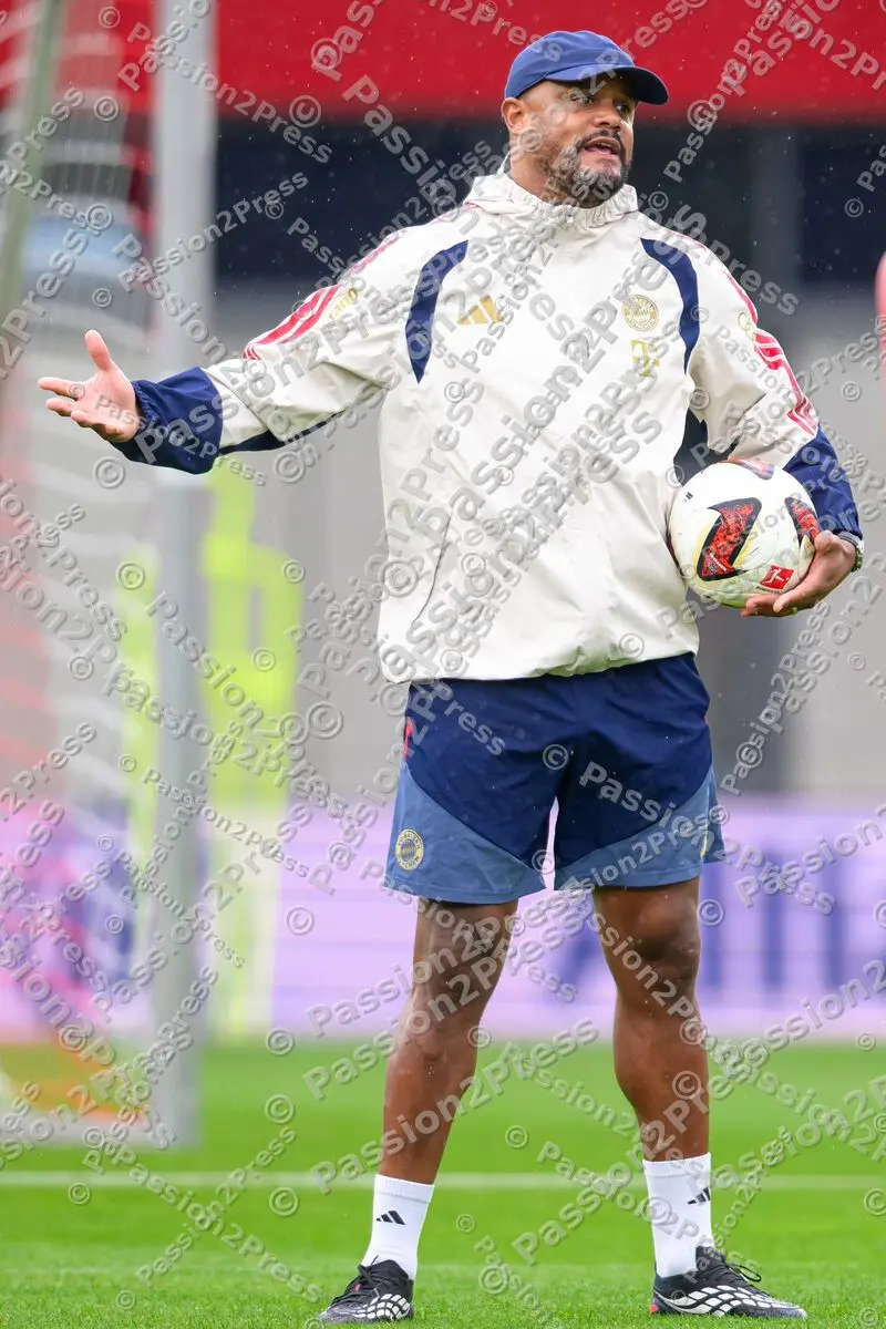 FCB_20260817_2513