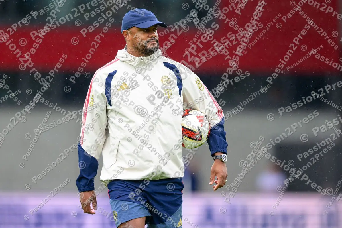 FCB_20260817_2556