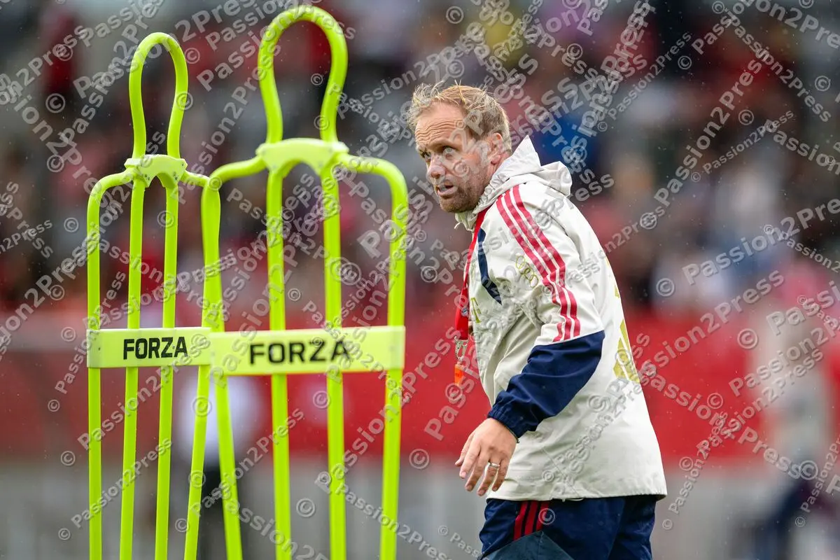 FCB_20260817_3353