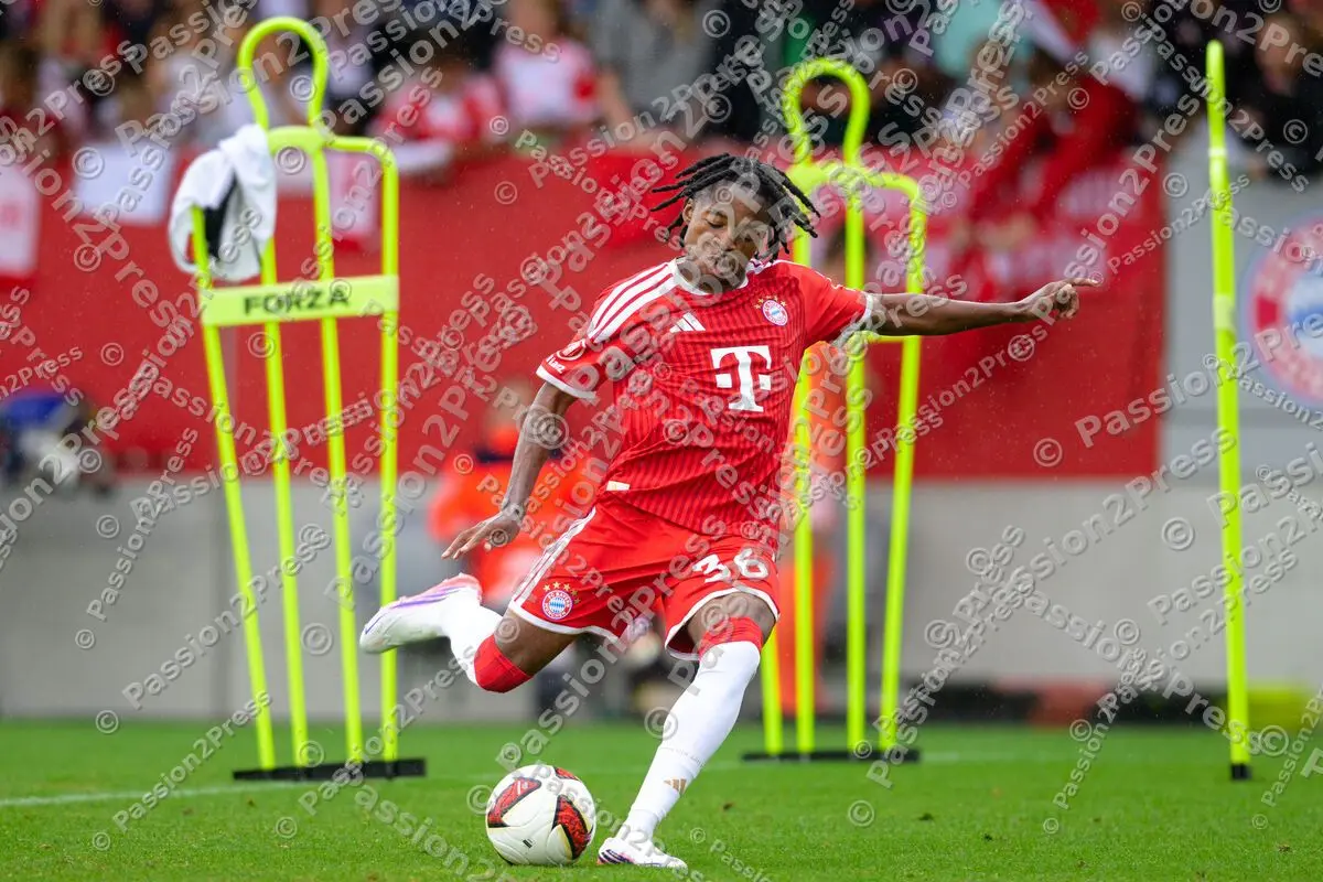 FCB_20260817_3526