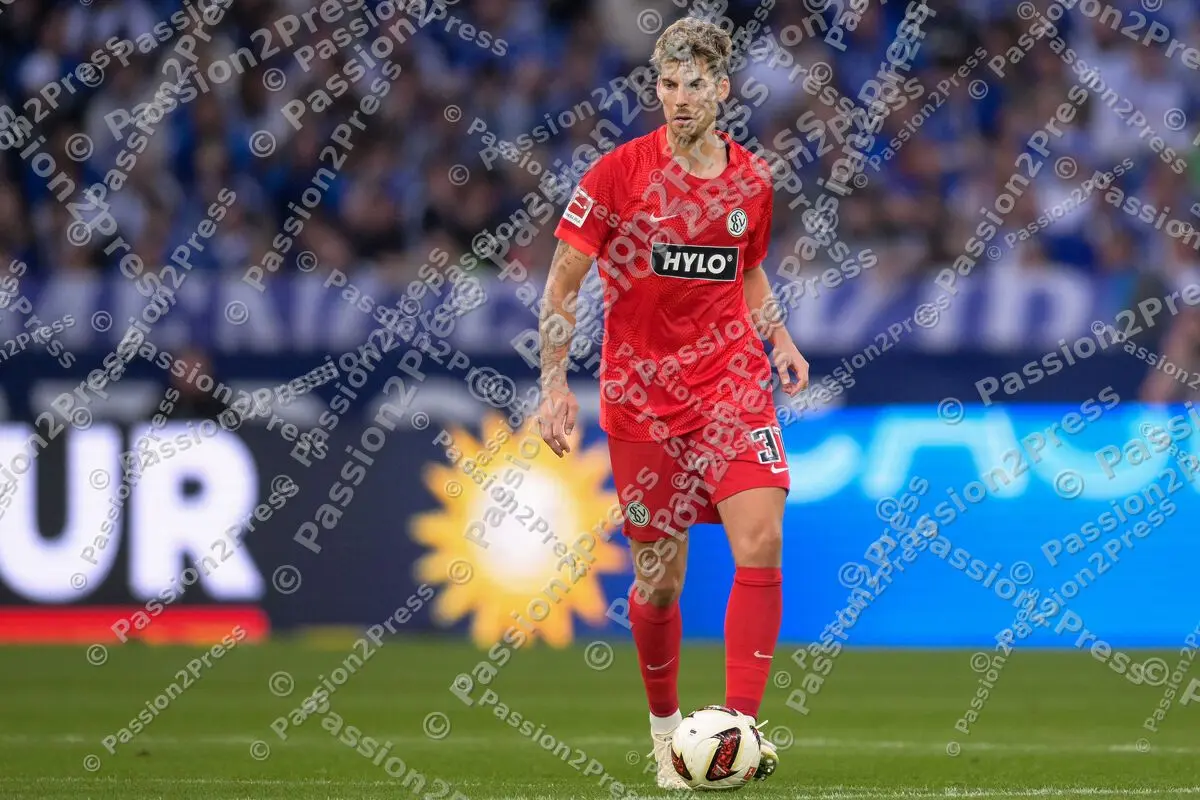 S04ELV_20260920_5600
