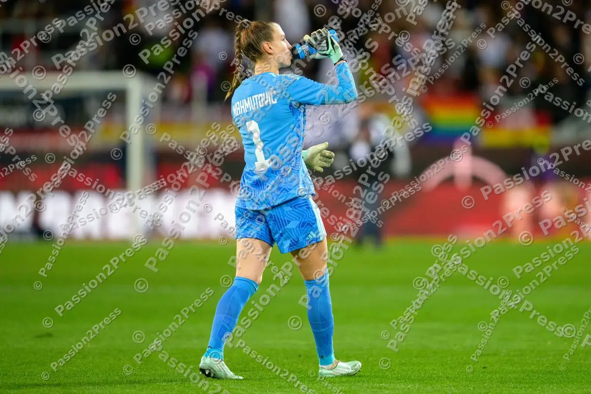 DFBAUS_20261009_1015