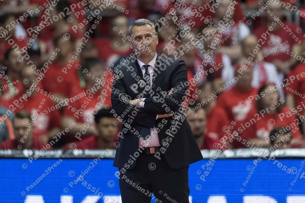 mf_FCBFRA_20180505_0070