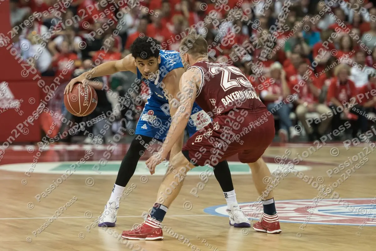 mf_FCBFRA_20180505_0205