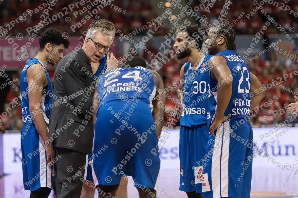 mf_FCBFRA_20180505_0244