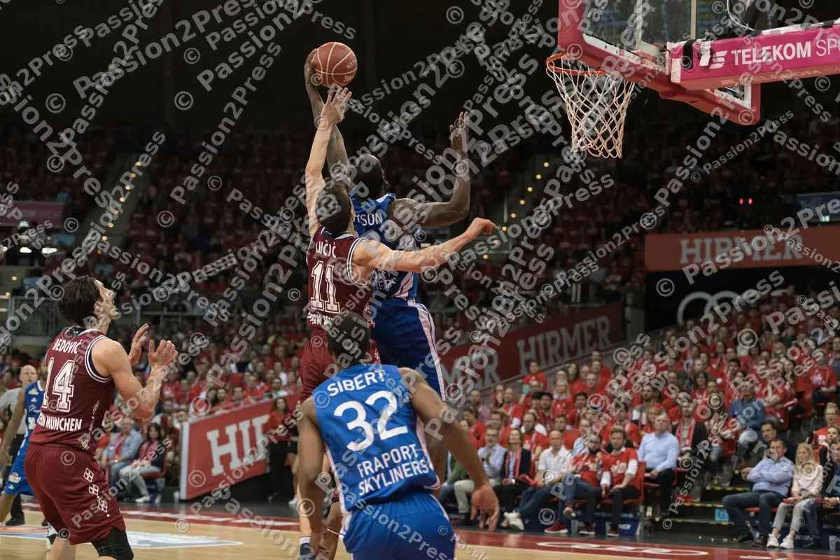 mf_FCBFRA_20180505_0342