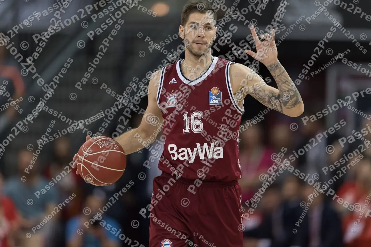 mf_FCBFRA_20180505_0409