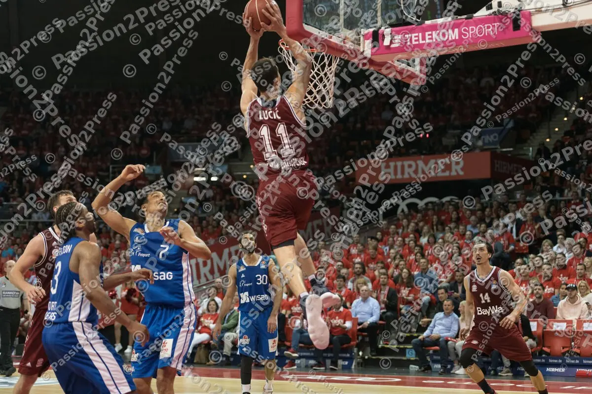 mf_FCBFRA_20180505_0645