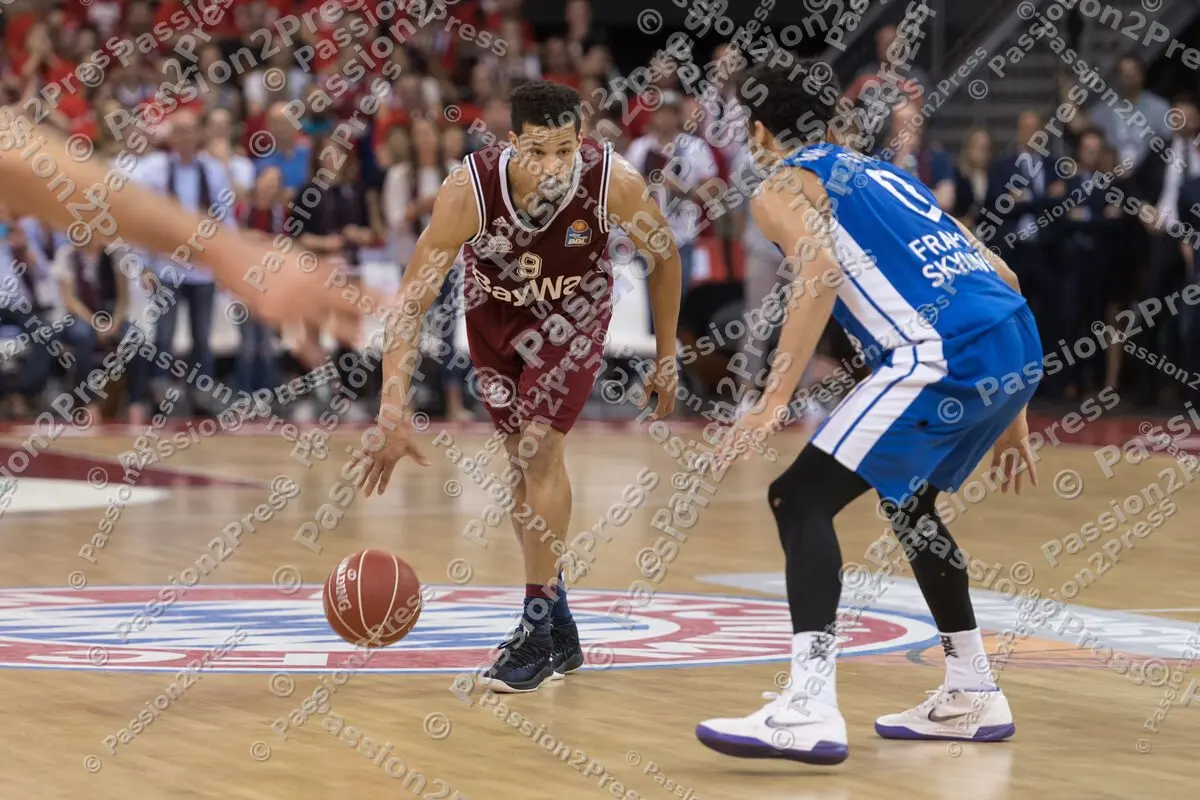 mf_FCBBFRA_20180512_0581