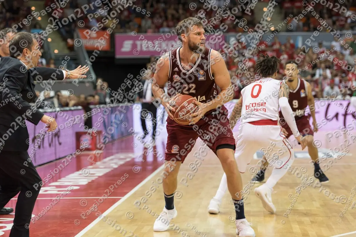 mf_FCBBBB_20180526_0445