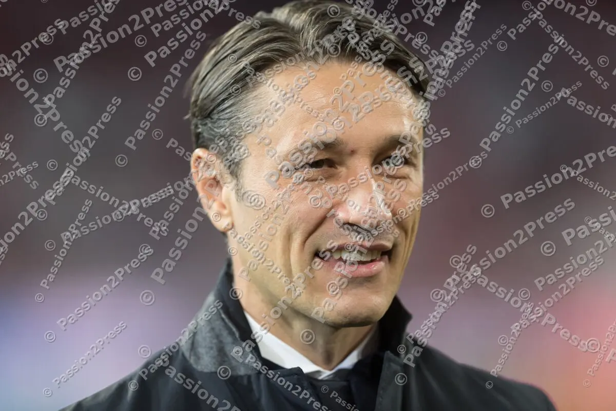 mf_FCBAA_20181002_0107