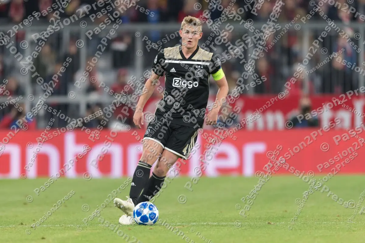 mf_FCBAA_20181002_0453