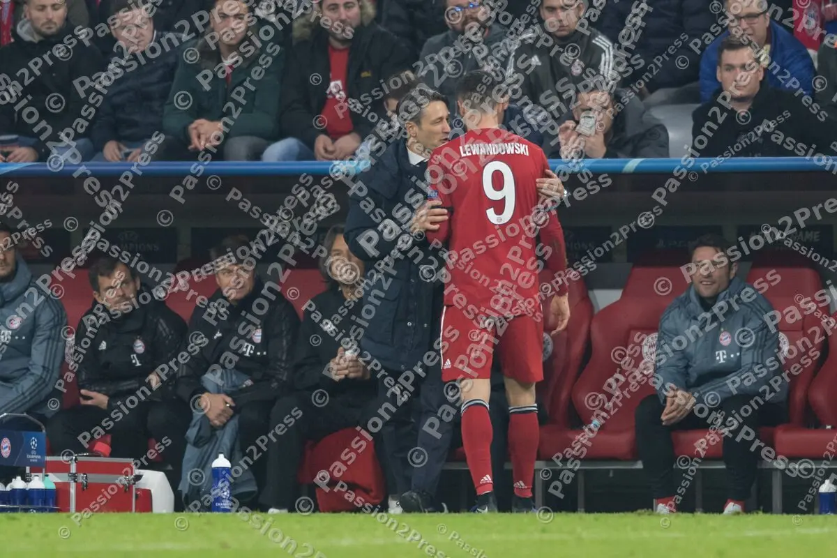 FCBAEK_20181107_1227