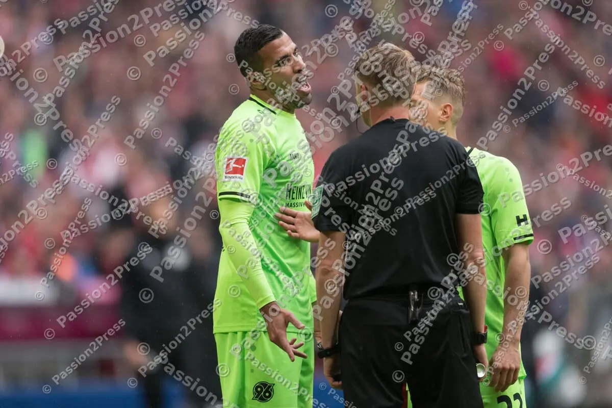 FCBH96_20190504_0983