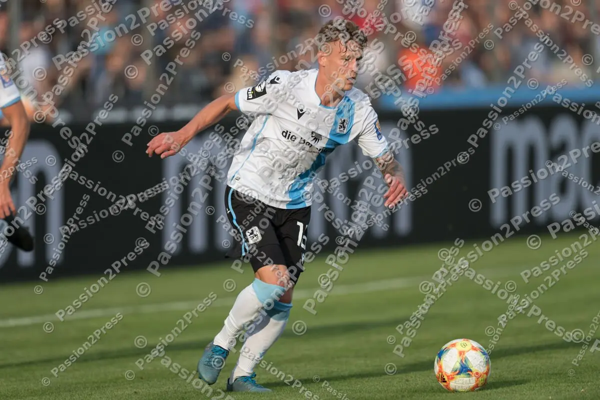 60FSVZ_20190731_0415