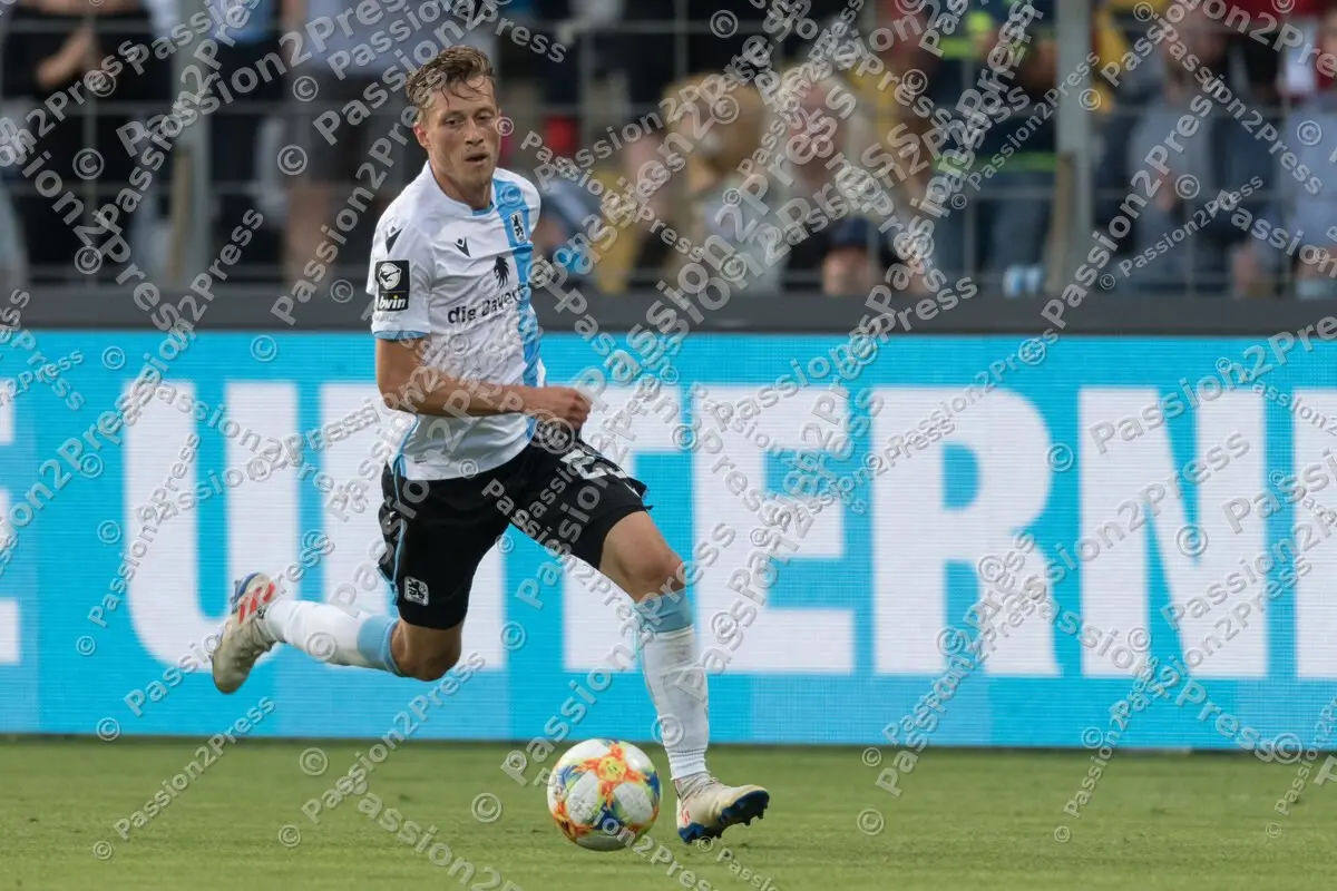 60FSVZ_20190731_1001