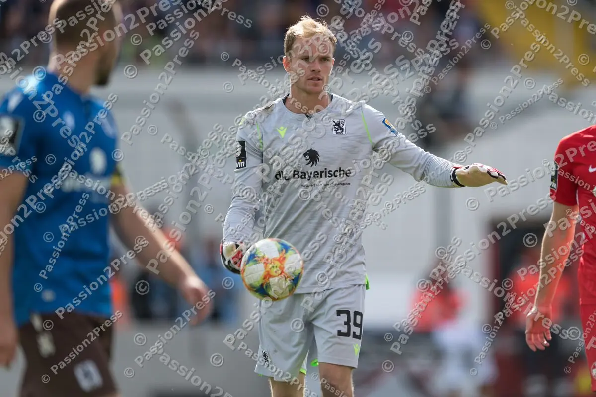 M60FCK_20190928_0618