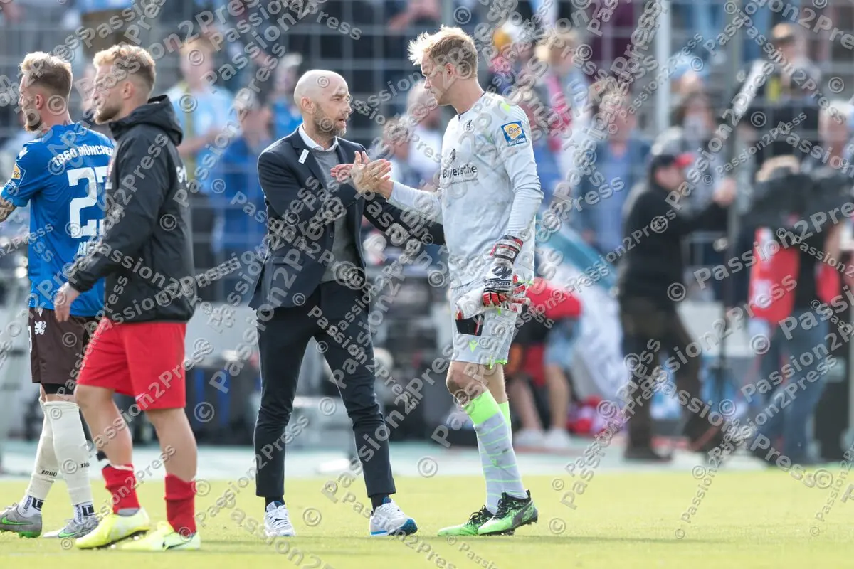 M60FCK_20190928_1174