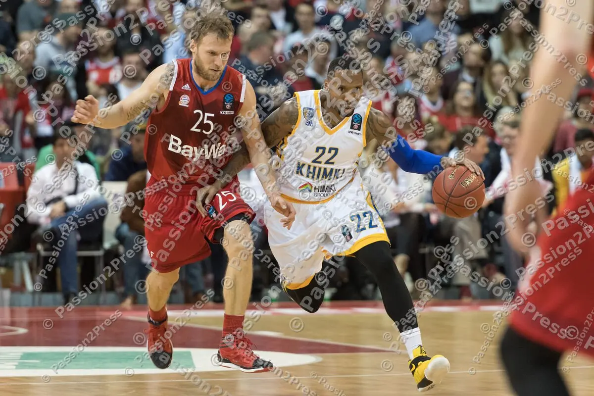 mf_FCBBKM_20170111_0316