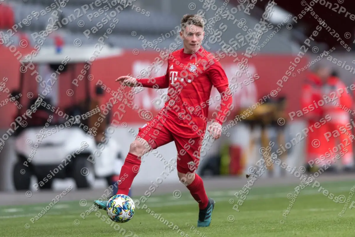 YFCBOFC_20191106_0023