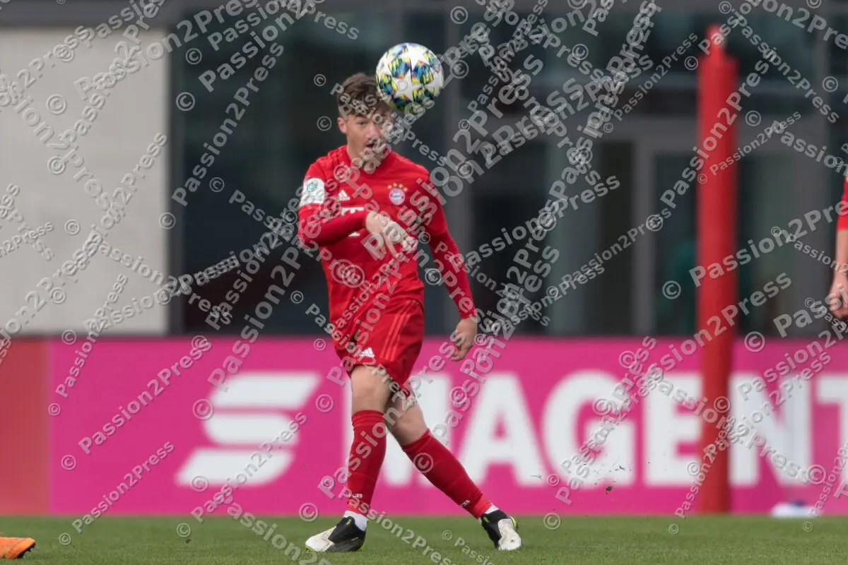 YFCBOFC_20191106_0067