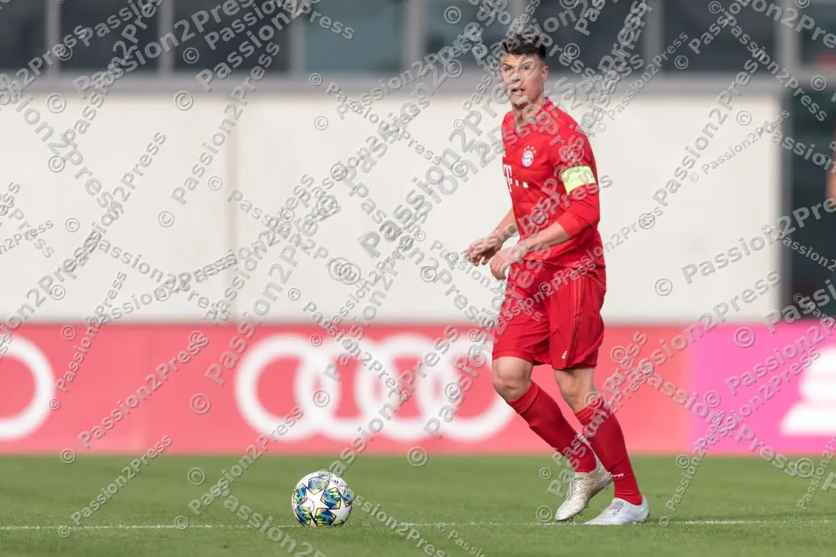 YFCBOFC_20191106_0207