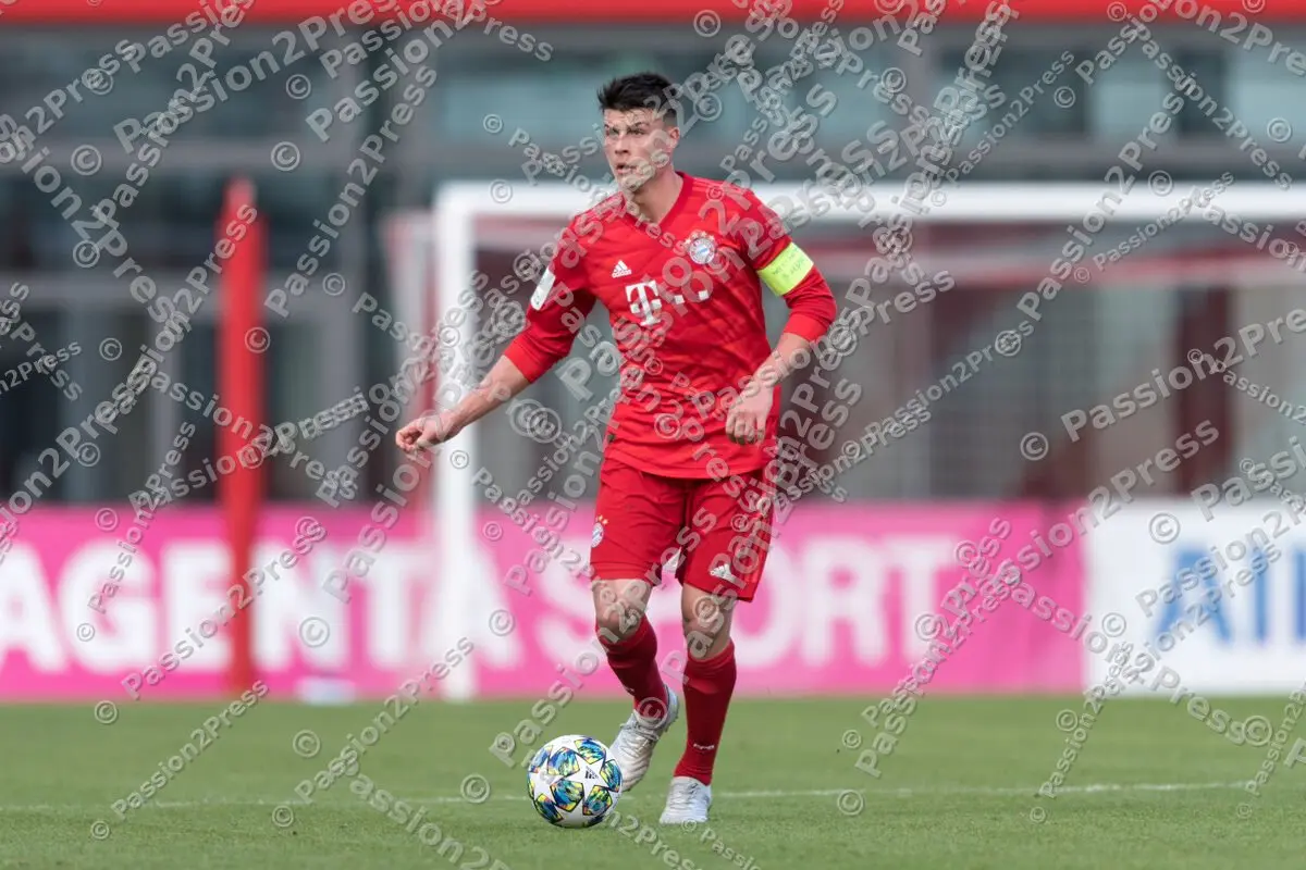 YFCBOFC_20191106_0269