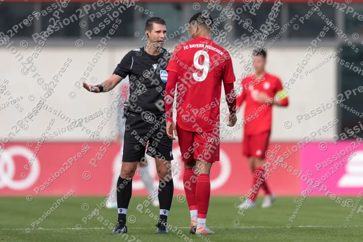 YFCBOFC_20191106_0365