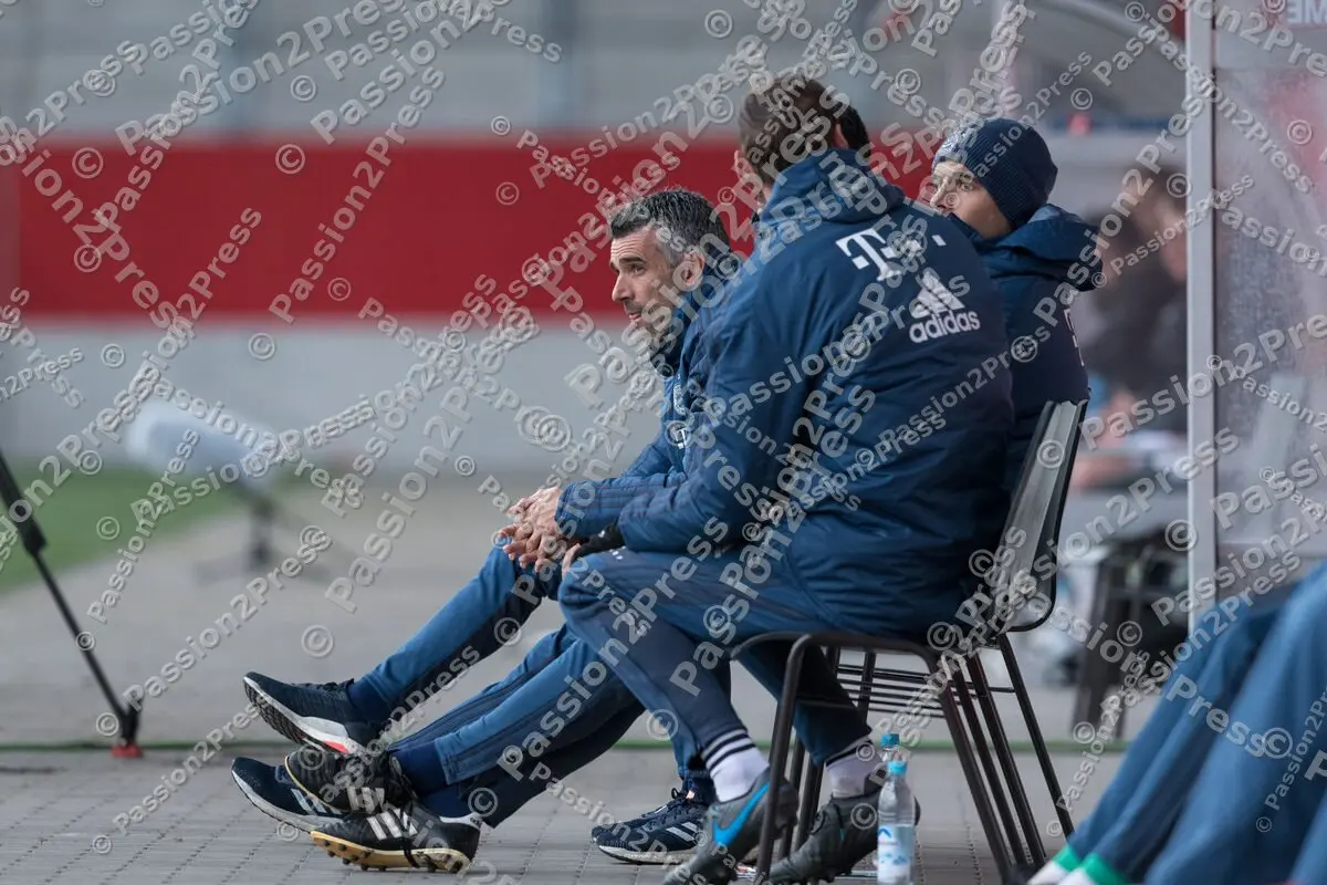 YFCBOFC_20191106_0498