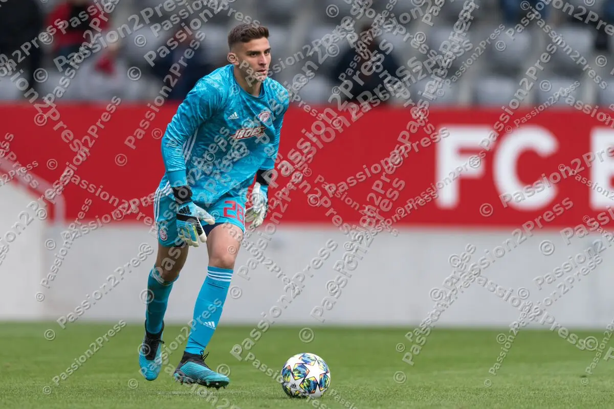 YFCBOFC_20191106_0639