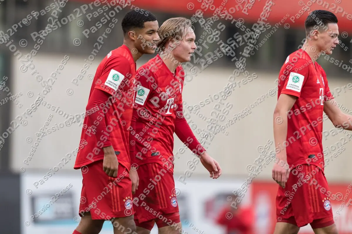 YFCBOFC_20191106_0957