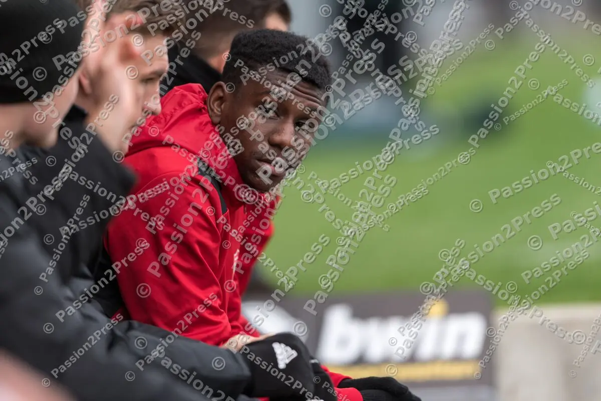 UHGSVM_20191109_0187