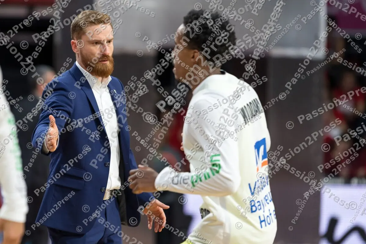 FCBBAY_20191117_0053