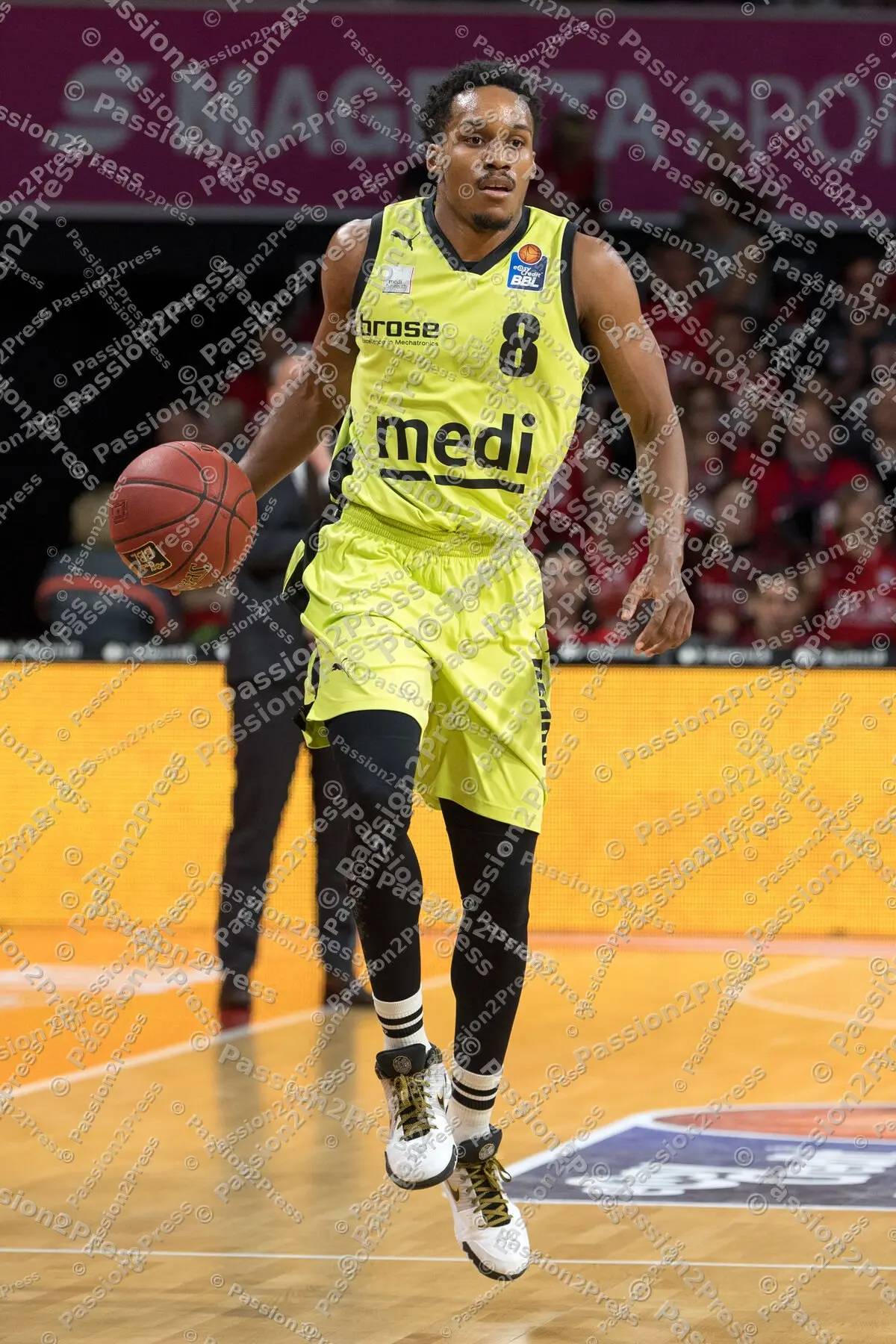 FCBBAY_20191117_0139