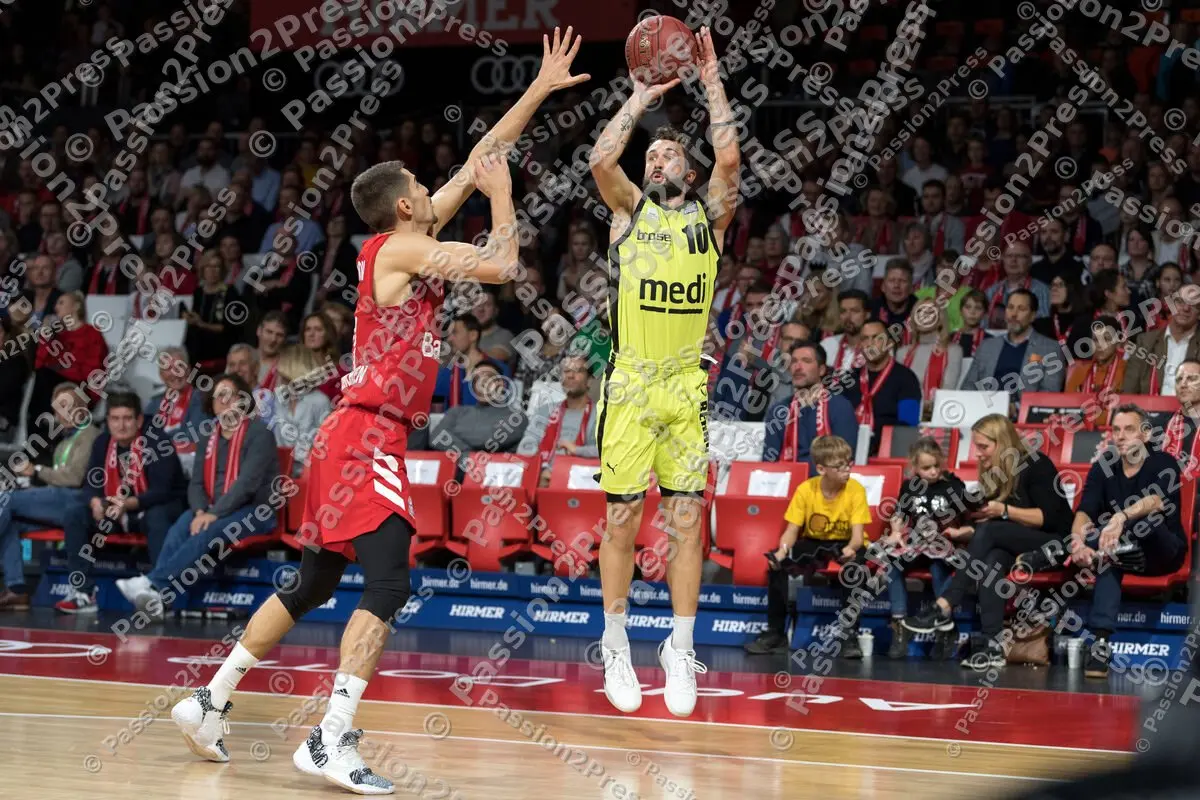 FCBBAY_20191117_0248