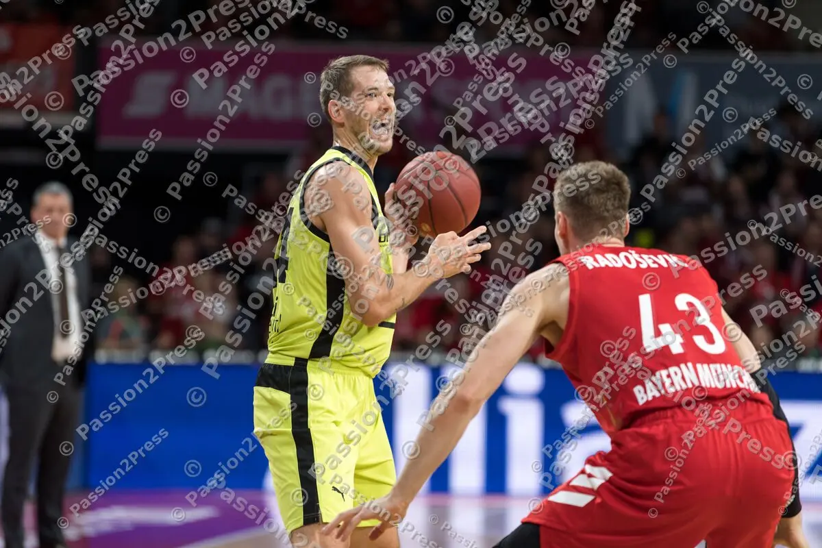 FCBBAY_20191117_0277