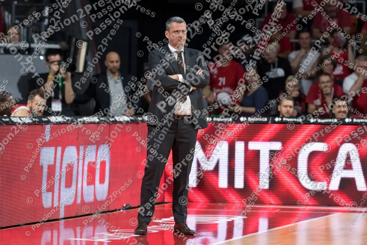 FCBBAY_20191117_0312