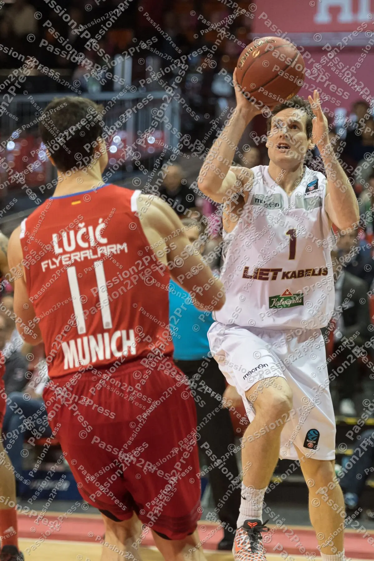 mf_FCBBLP_20170118_0099