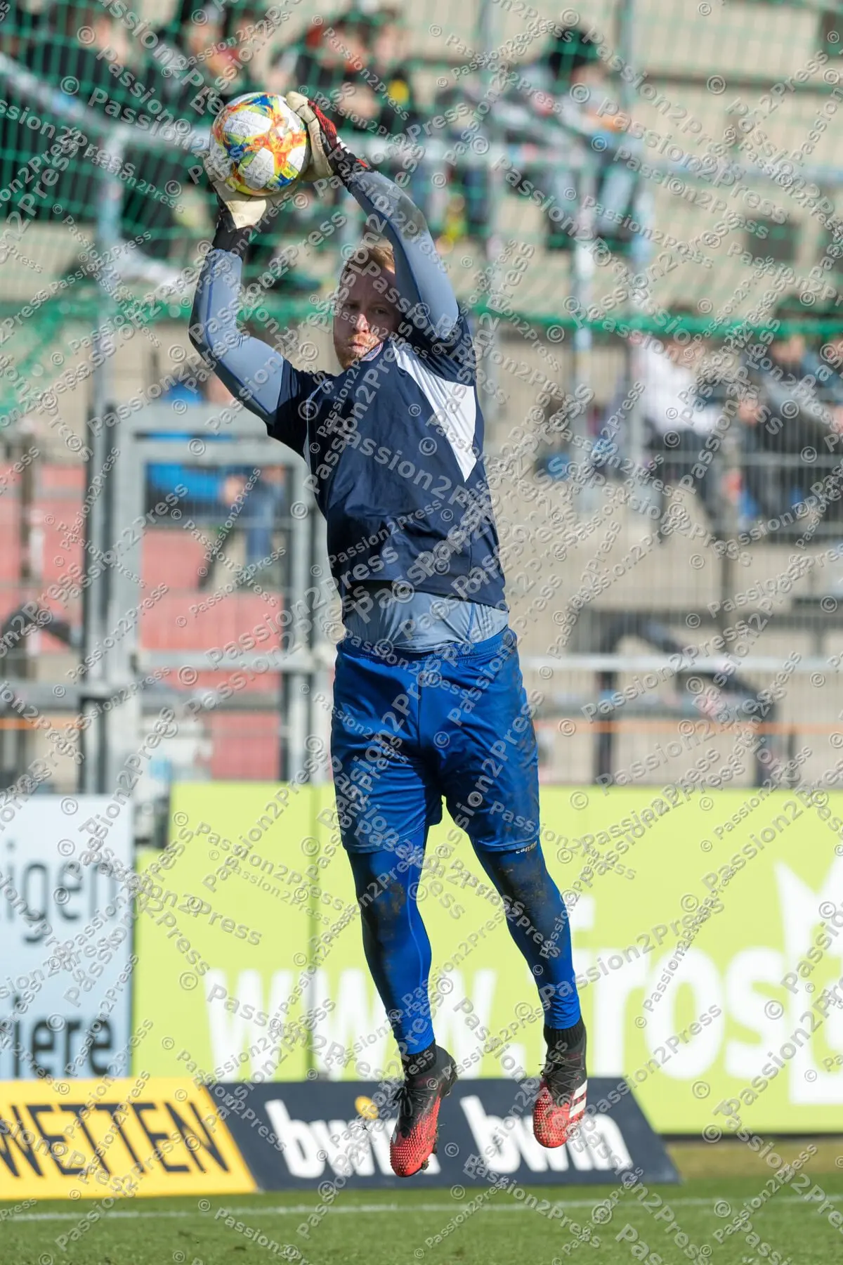 UHGKFC_20200201_0044